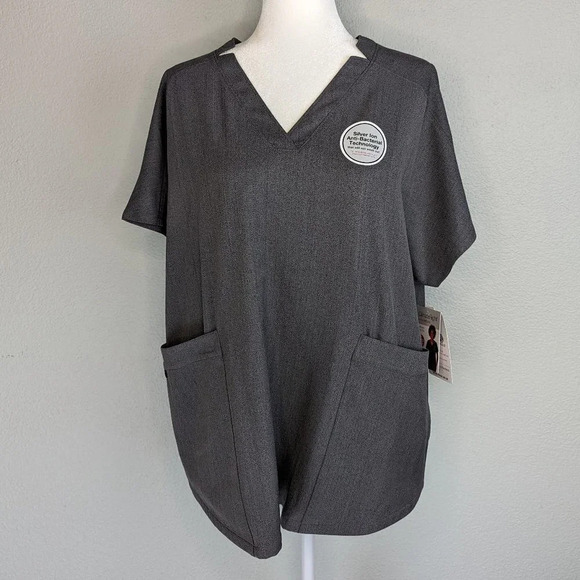 Climate Right by Cuddl Duds V-Neck, 6 Pocket Scrub top Gray NEW - Picture 1 of 10